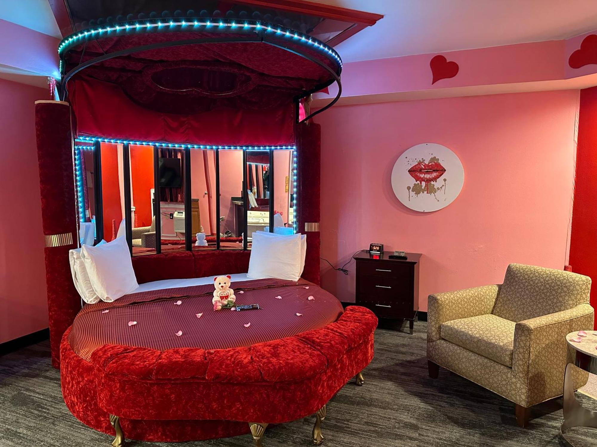 Inn Of The Dove - Romantic Luxury Suites With Jacuzzi & Fireplace At Harrisburg-Hershey-Philadelphia, Pa Luaran gambar